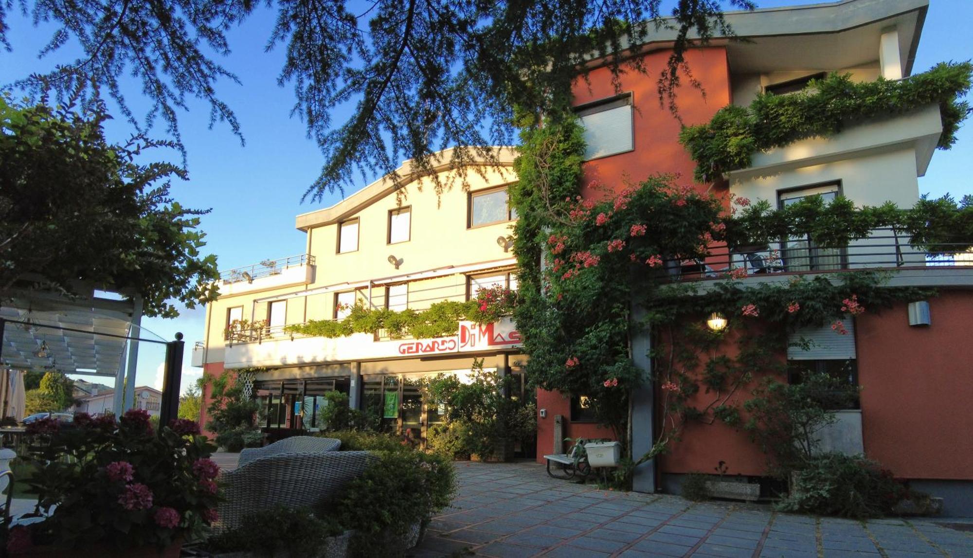 Ristorante Albergo Gerardo Di Masi Caposele Экстерьер фото