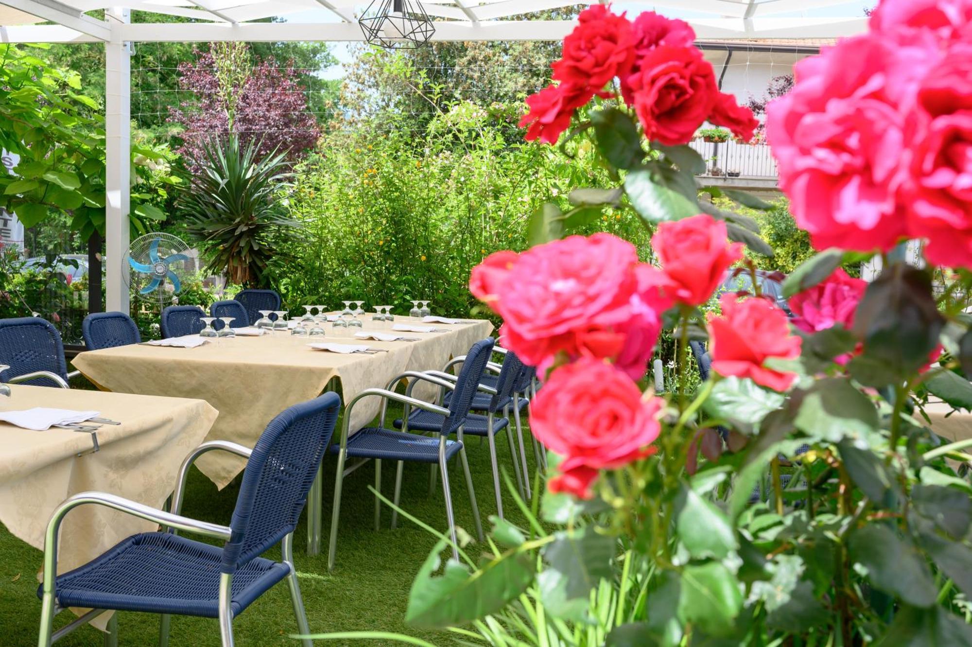 Ristorante Albergo Gerardo Di Masi Caposele Экстерьер фото