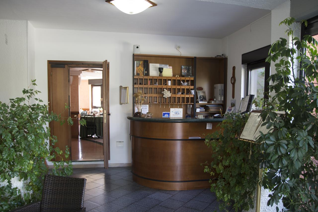 Ristorante Albergo Gerardo Di Masi Caposele Экстерьер фото
