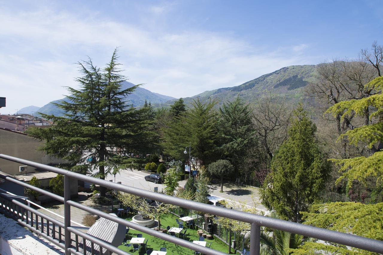 Ristorante Albergo Gerardo Di Masi Caposele Экстерьер фото
