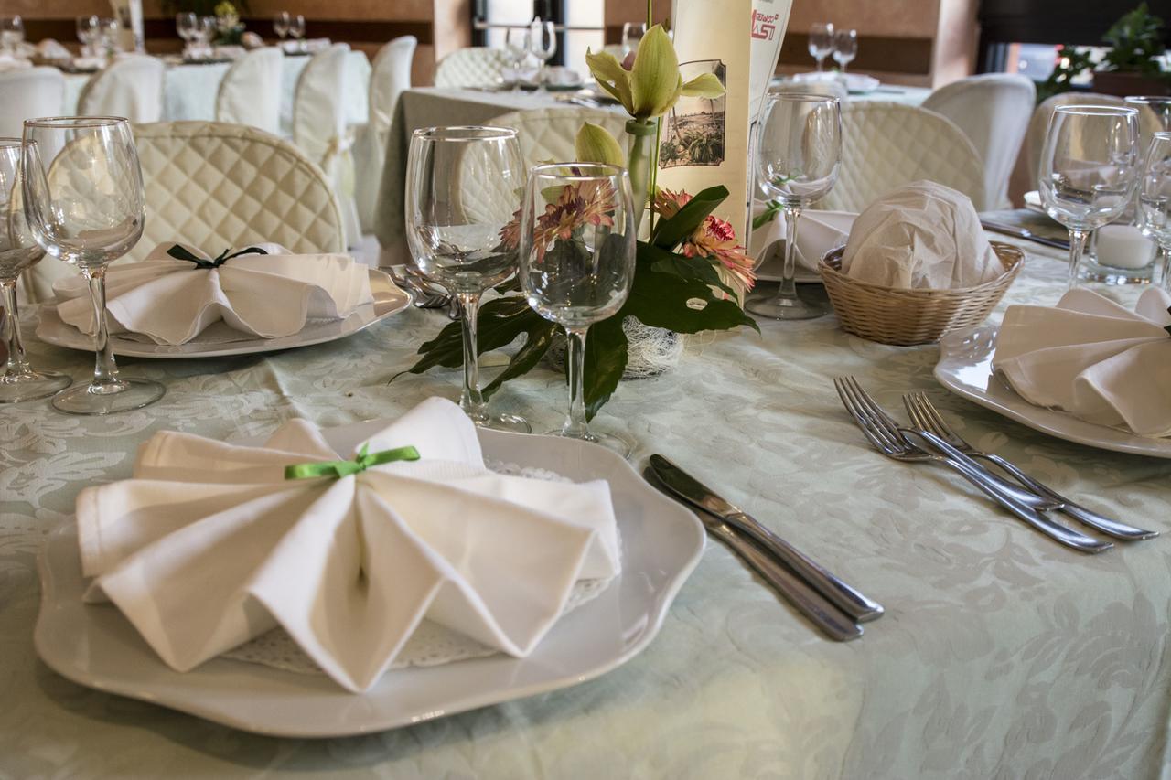 Ristorante Albergo Gerardo Di Masi Caposele Экстерьер фото